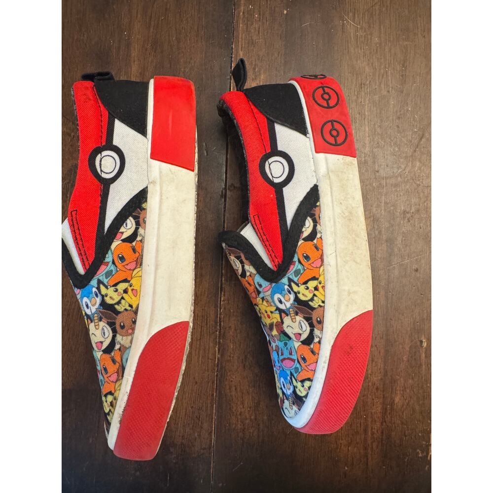 Ground Up Pokemon slip on sneakers kids size 1 red black and white - Picture 3 of 5